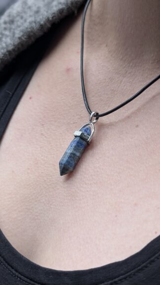 Riipus, Lapis Lazuli
